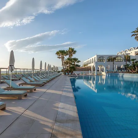 Oceanis & Hotel