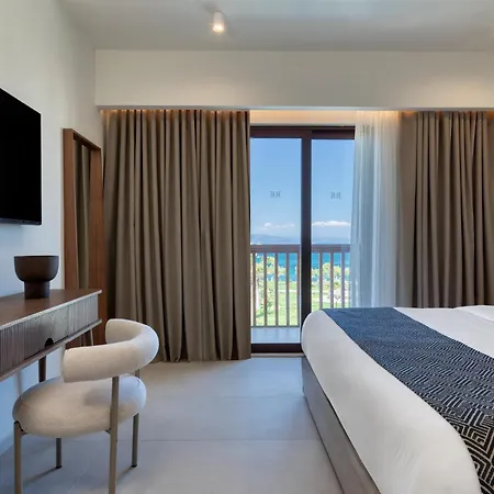 Oceanis & Hotel