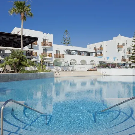 Oceanis & 5*
