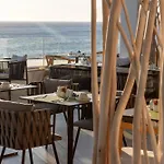 Oceanis & Hotel 5*