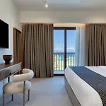 Oceanis & Hotel