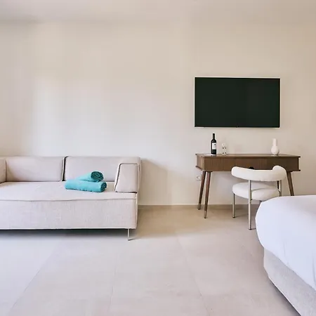 Oceanis & Hotel
