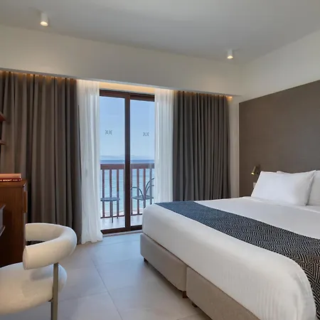 Hotel Oceanis &