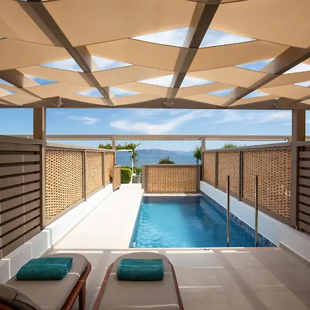 Oceanis & Hotel 5*