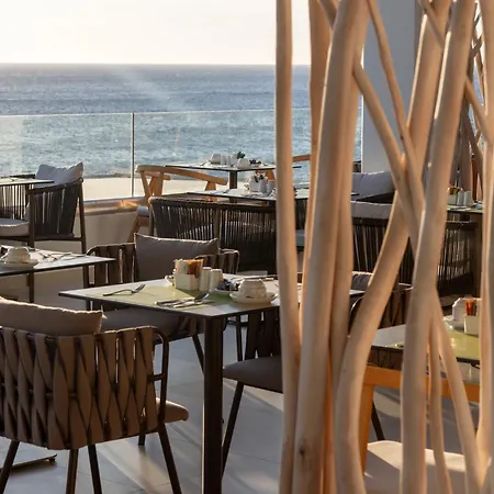 Oceanis & Hotel 5*