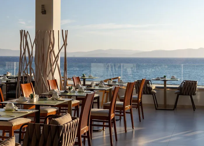 Oceanis & فندق 5*