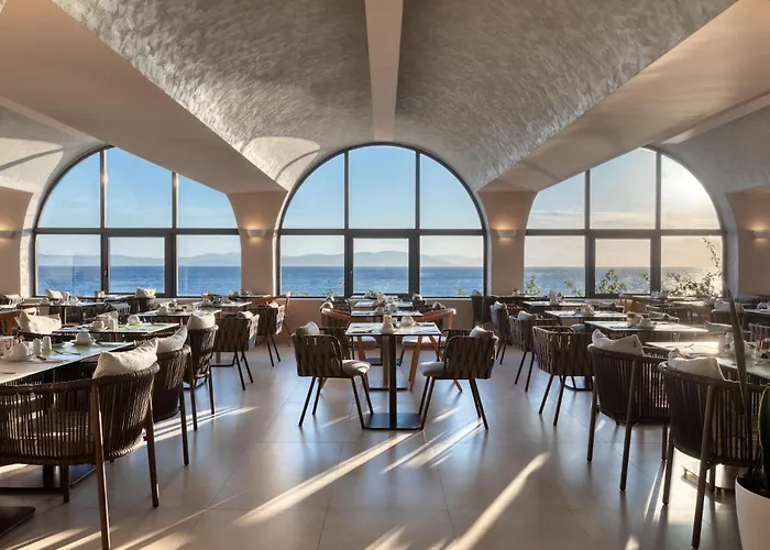 فندق Oceanis & 5*