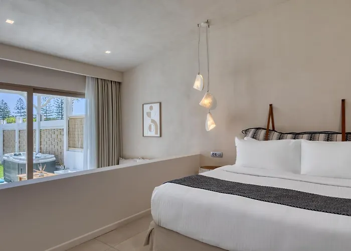 Oceanis & 5* بساليدي